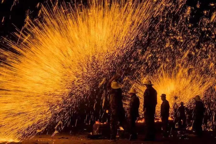 連續(xù)3天！這個端午，麗江雪山花海將上演奇幻光影秀！