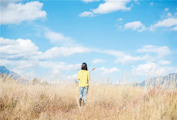 麗江旅游：冬日的麗江，適合與中濟海邂逅一場