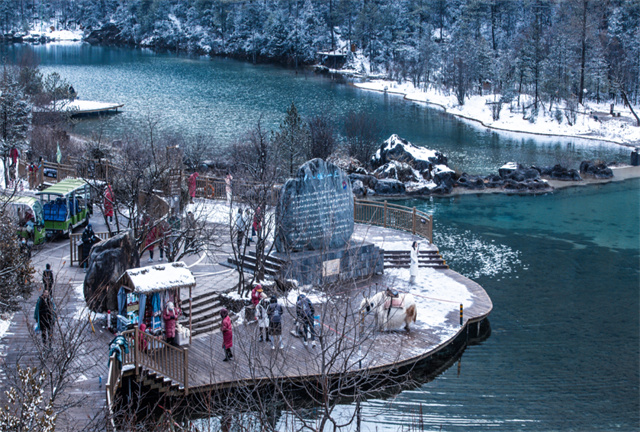 麗江旅游；新的一年，定要去見玉龍雪山一面！
